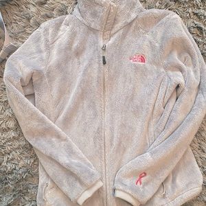 Women’s north face zip coat. Great condition.